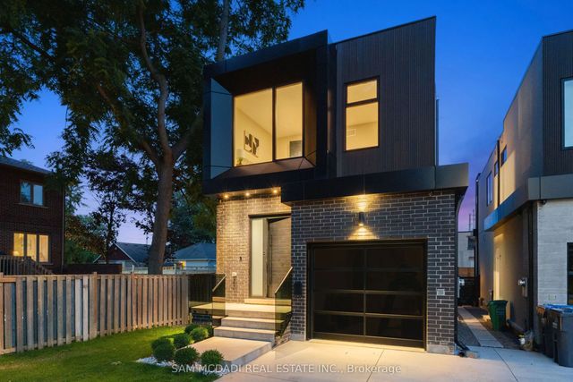 1090 Ella Avenue, Mississauga