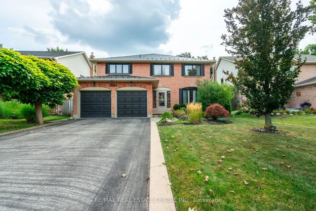 2064 Trillium Court, Burlington