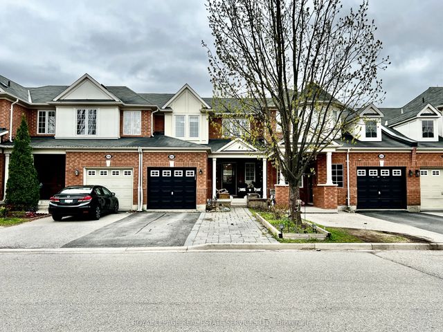 906 Burrows Gate, Milton