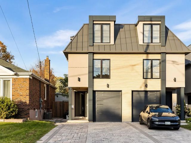 41 B Maple Avenue N, Mississauga