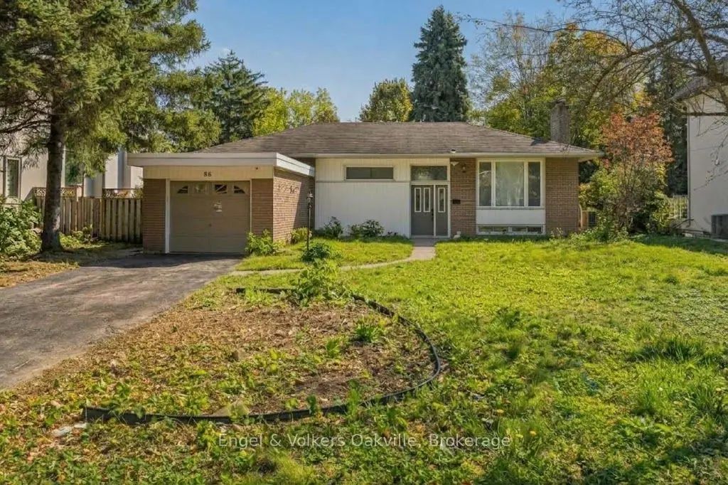 86 Selgrove Crescent, Oakville