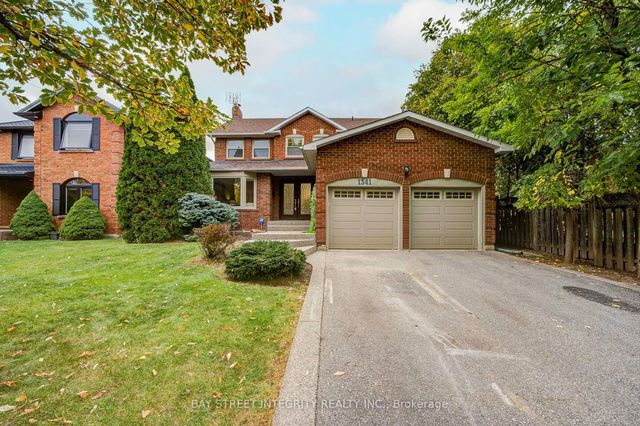 1341 Old English Lane, Oakville