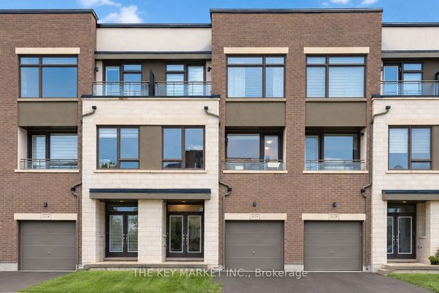 3116 Ernest Appelbe Boulevard, Oakville