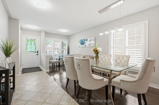 256 Giddings Crescent, Milton