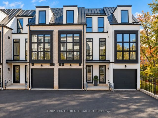 138 East Street 3, Oakville