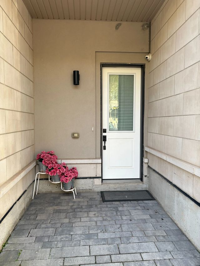 3070 George Savage Avenue, Oakville