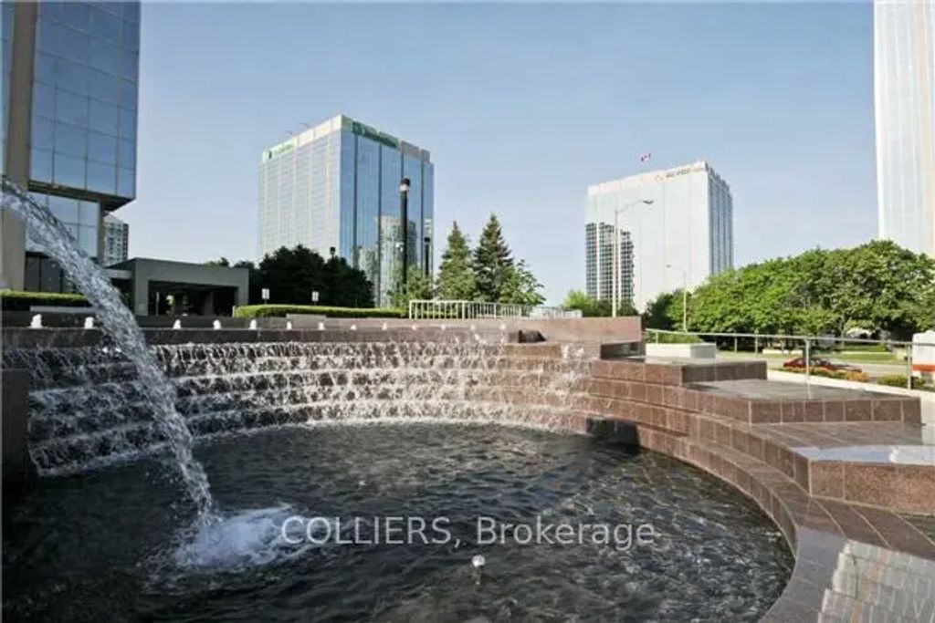 2 Robert Speck Parkway 690, Mississauga