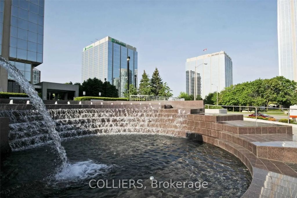 2 Robert Speck Parkway 580, Mississauga