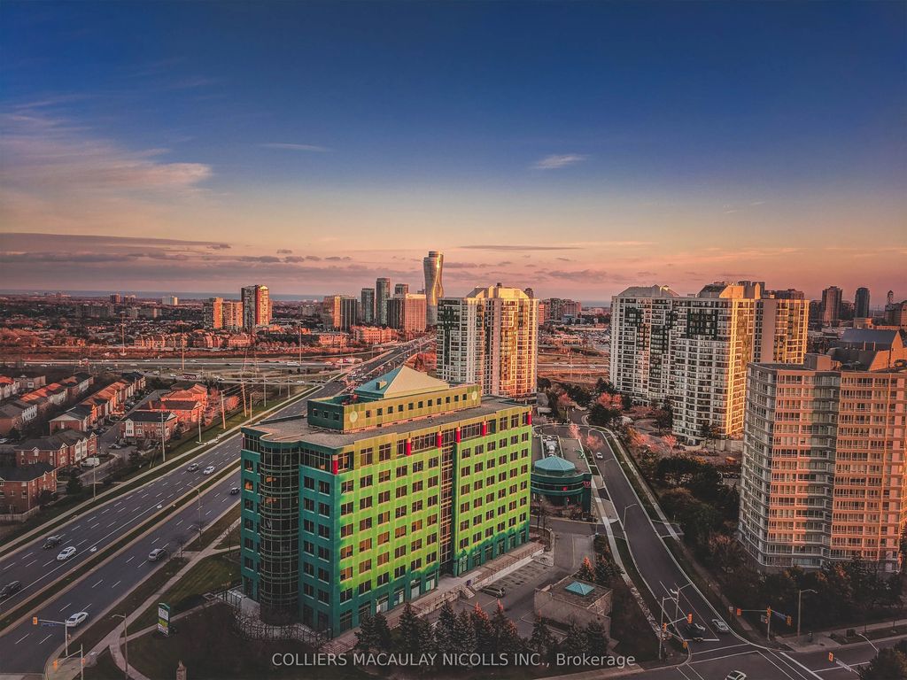 10 Kingsbridge Garden Circle 703, Mississauga