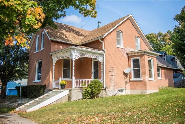 8 Elizabeth Drive, South Bruce Peninsula