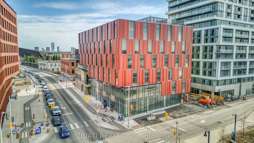 6 Booth Street 104, West Centre Town