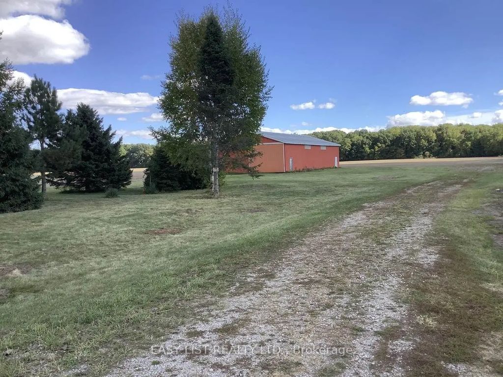 1618 Mccain Side Road W, Kingsville