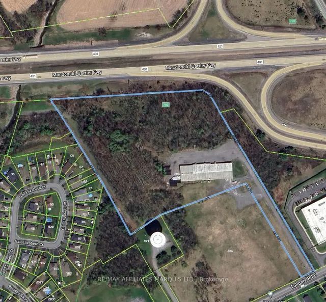 405 Tollgate Road E, Cornwall