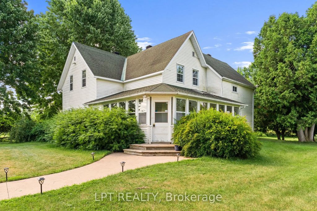 7928 Jock Trail, Stittsville - Munster - Richmond