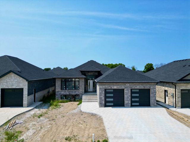 296 Ridge Street, Saugeen Shores