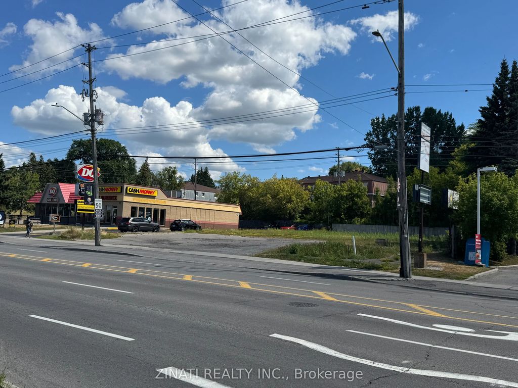 1994 St. Joseph Boulevard, Orleans - Convent Glen and Area