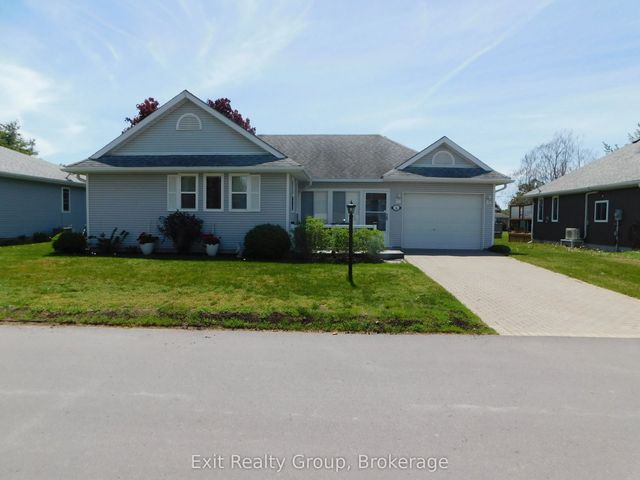 5 Empire Boulevard, Prince Edward County