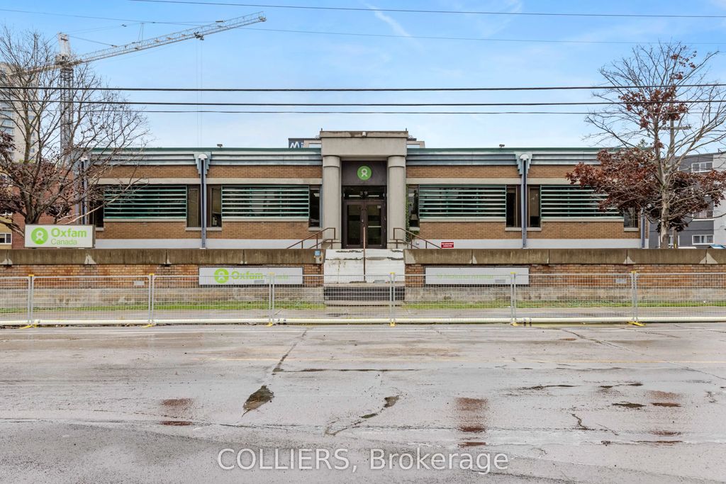 39 Mcarthur Avenue, Vanier and Kingsview Park
