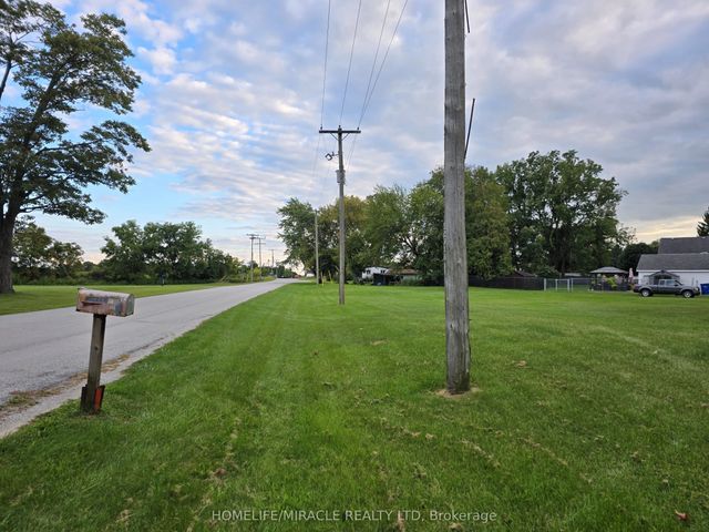 Oak Street, Chatham-Kent