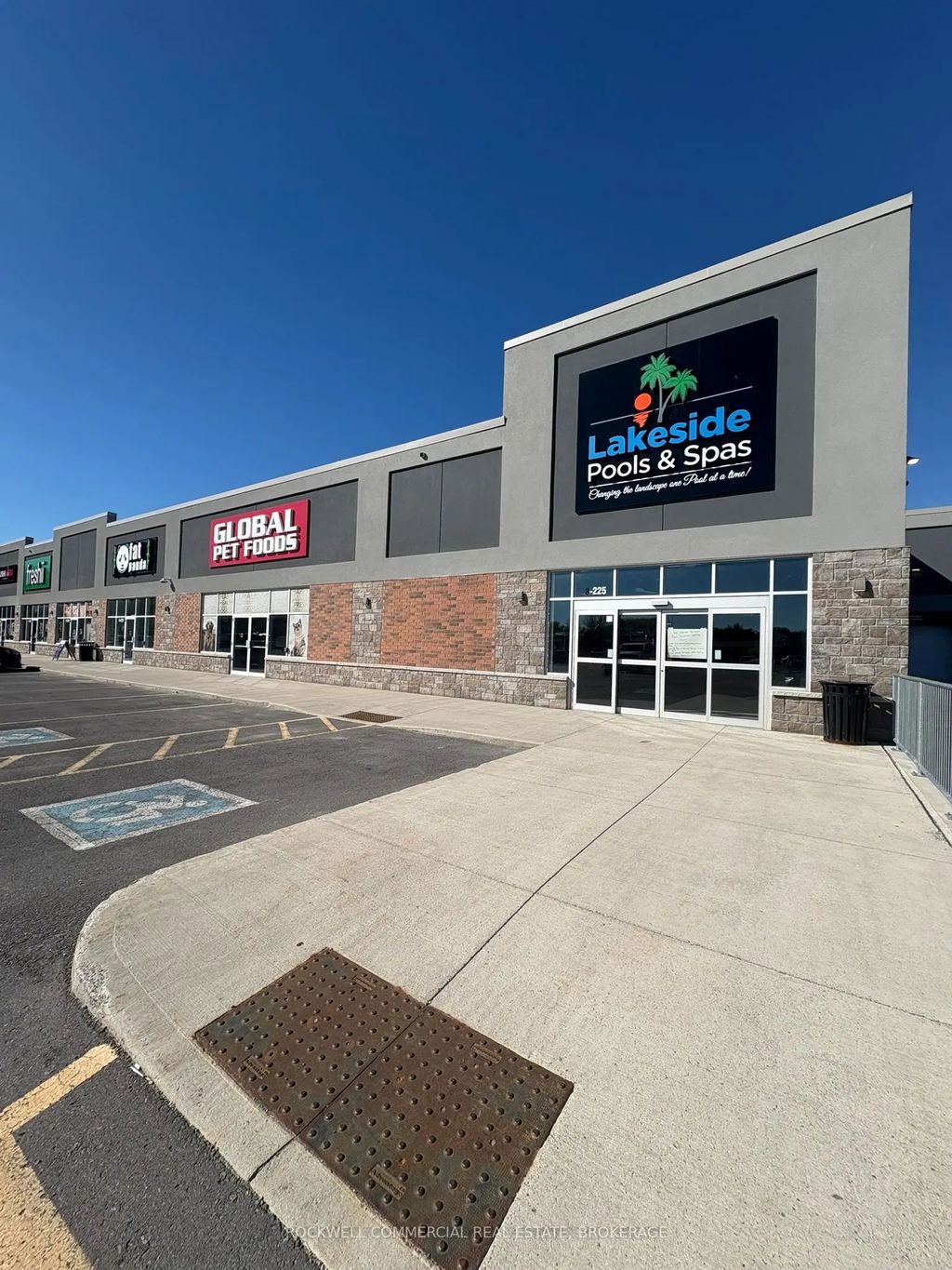 225 Gore Road 8, Kingston
