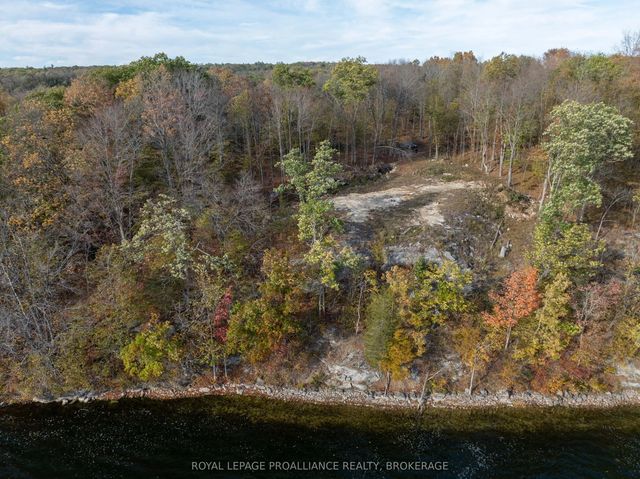 485 Stafford Lane, Frontenac
