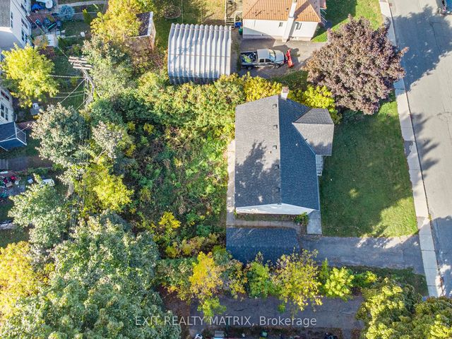 436 Blake Boulevard, Vanier and Kingsview Park