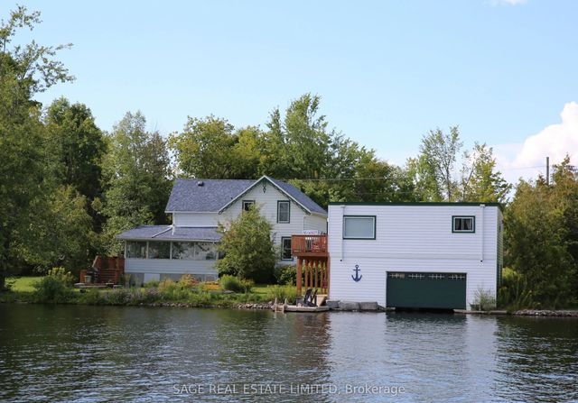 33 North Water Street, Kawartha Lakes