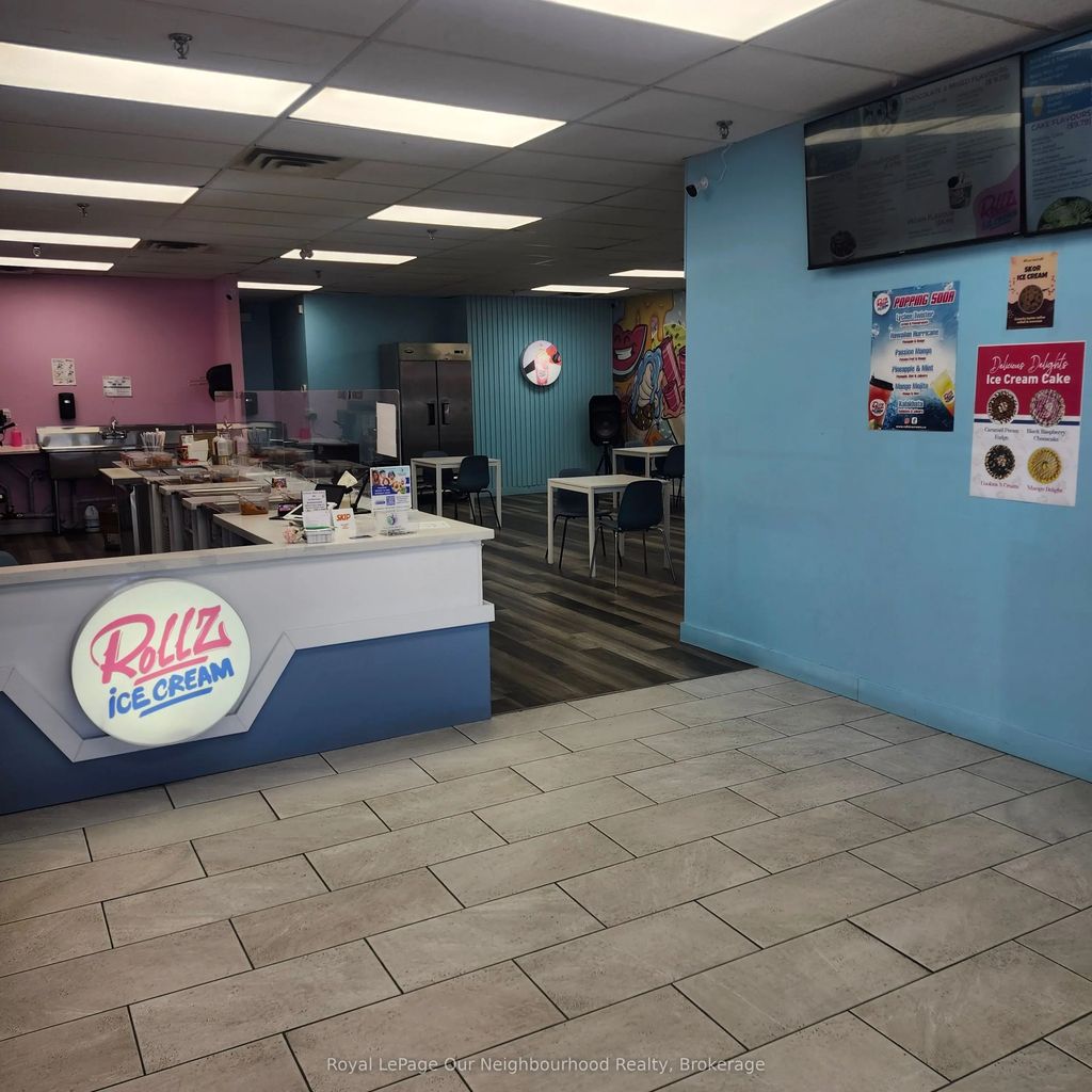 1135 Lansdowne Street W 11, Peterborough