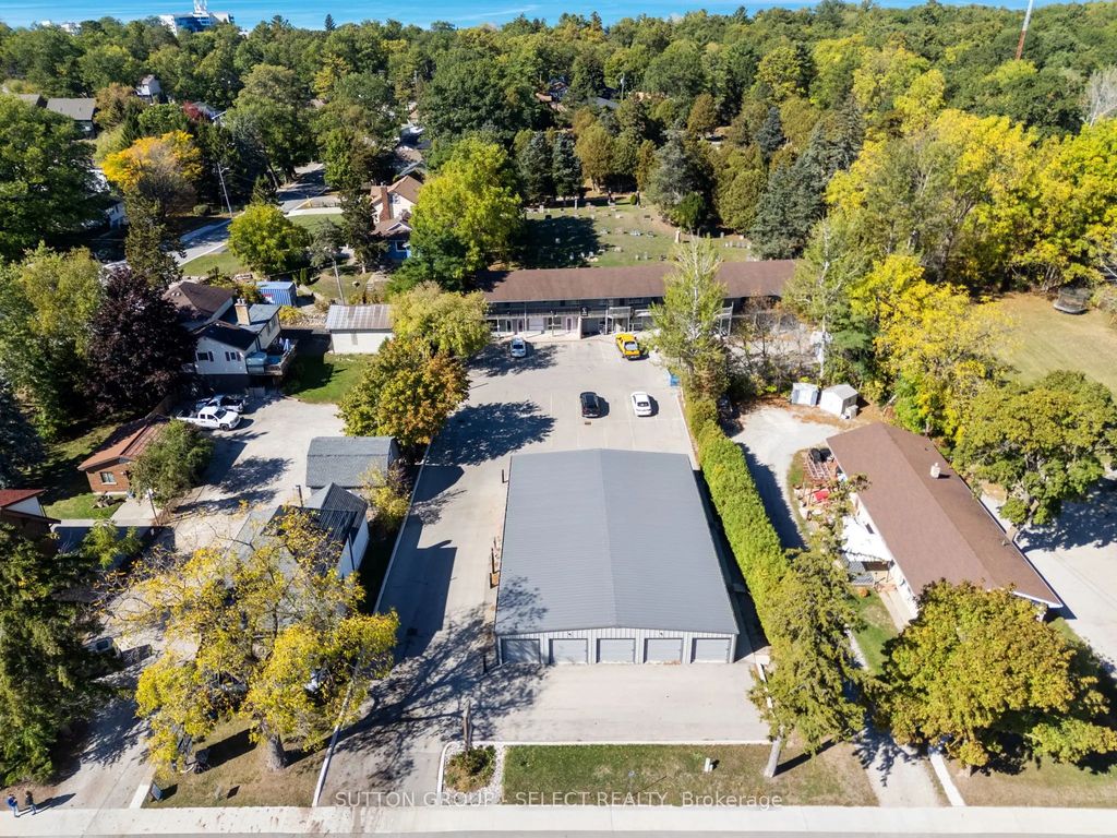 47 Ontario Street N, Lambton Shores