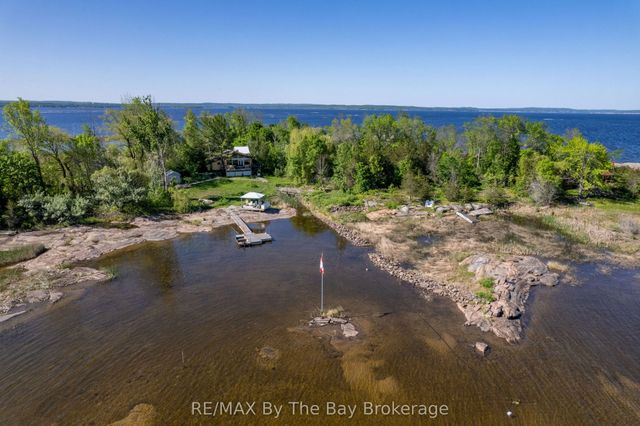 116 Island 150/ Brosseau Island, Georgian Bay