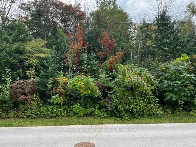 2 Shore Road, Saugeen Shores