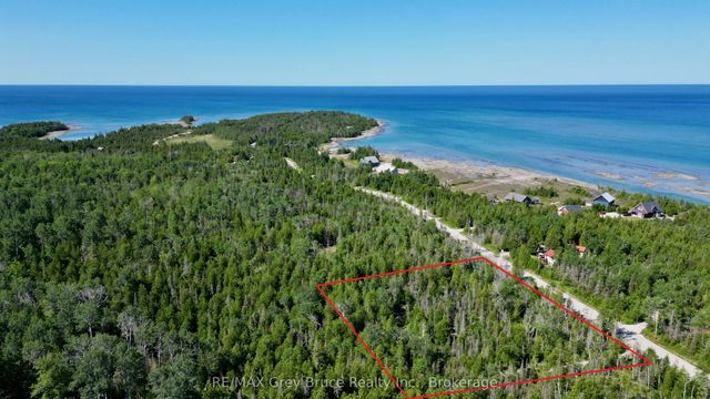 31 Baise Avenue, Northern Bruce Peninsula