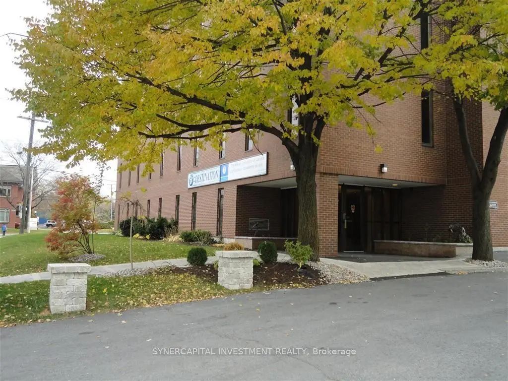 1376 Bank Street 405, Billings Bridge - Riverside Park and Area