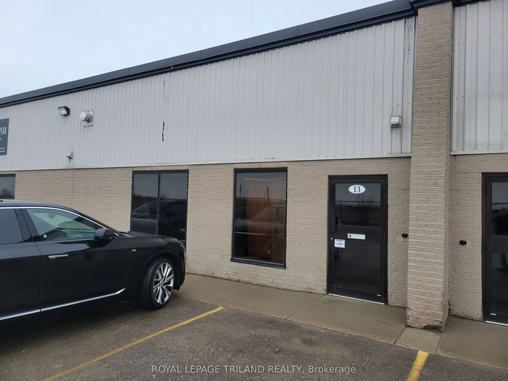 280 Edward Street Nw 13, St. Thomas