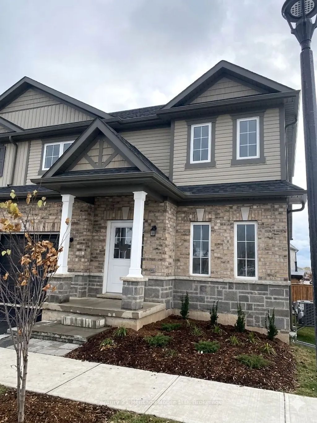 397 Garrison Road 9, Fort Erie