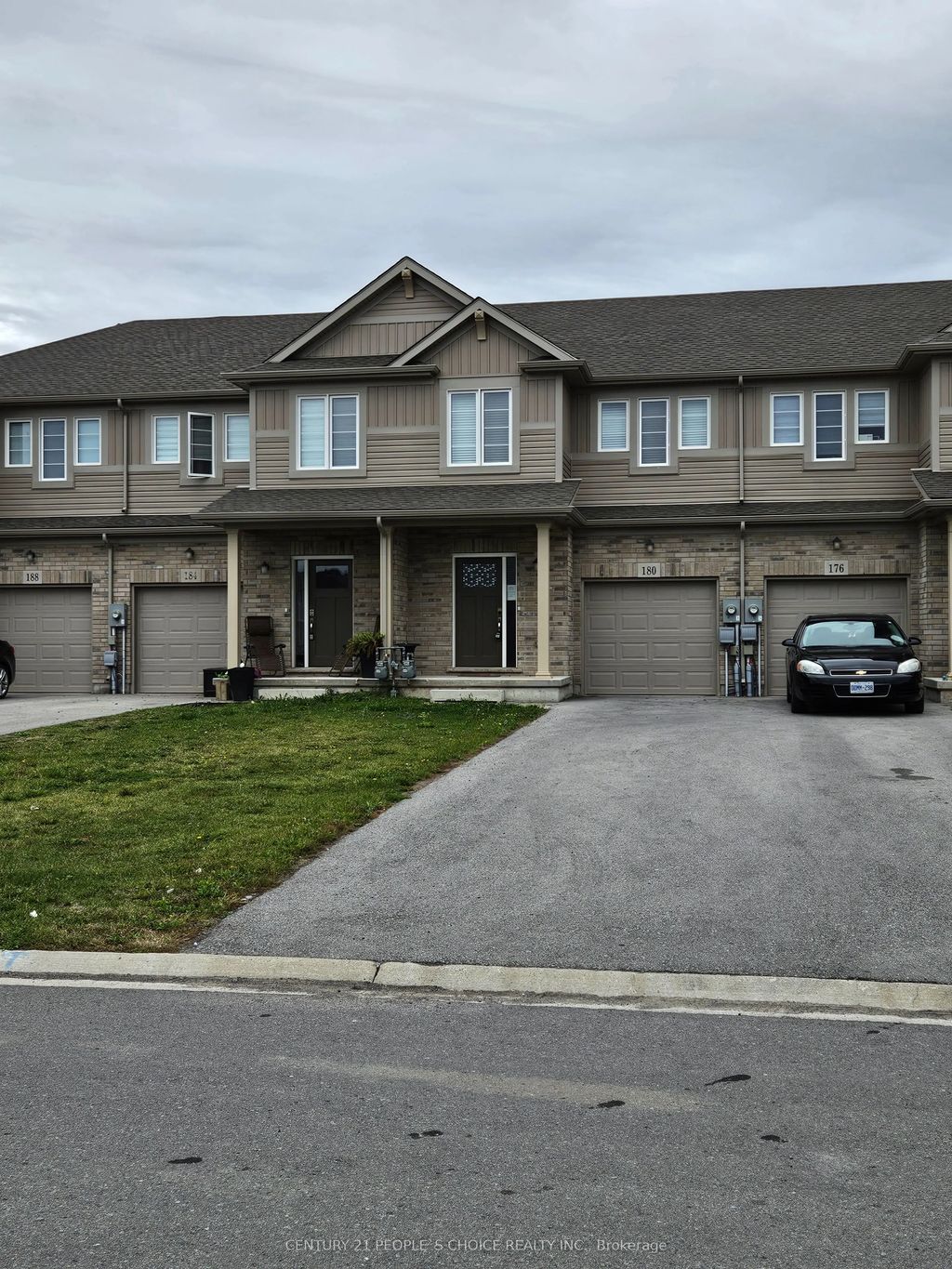 180 Sunflower Place, Welland