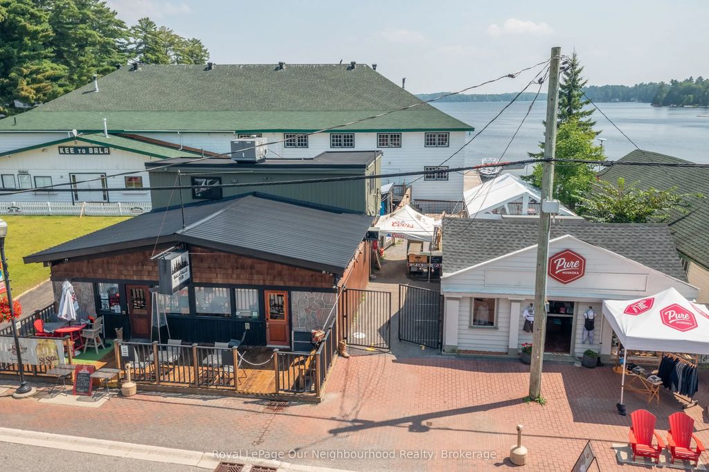1010 Bala Falls Road, Muskoka Lakes