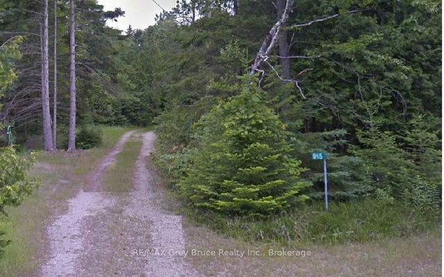 915 Third Avenue N, South Bruce Peninsula