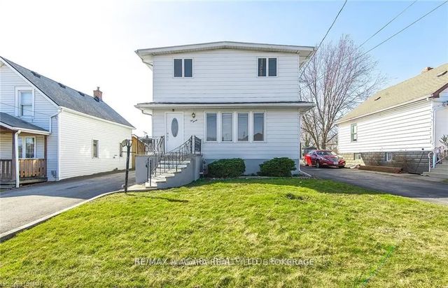 120 Elizabeth Street, Port Colborne