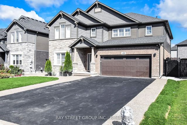 490 S Silverwood Avenue, Welland