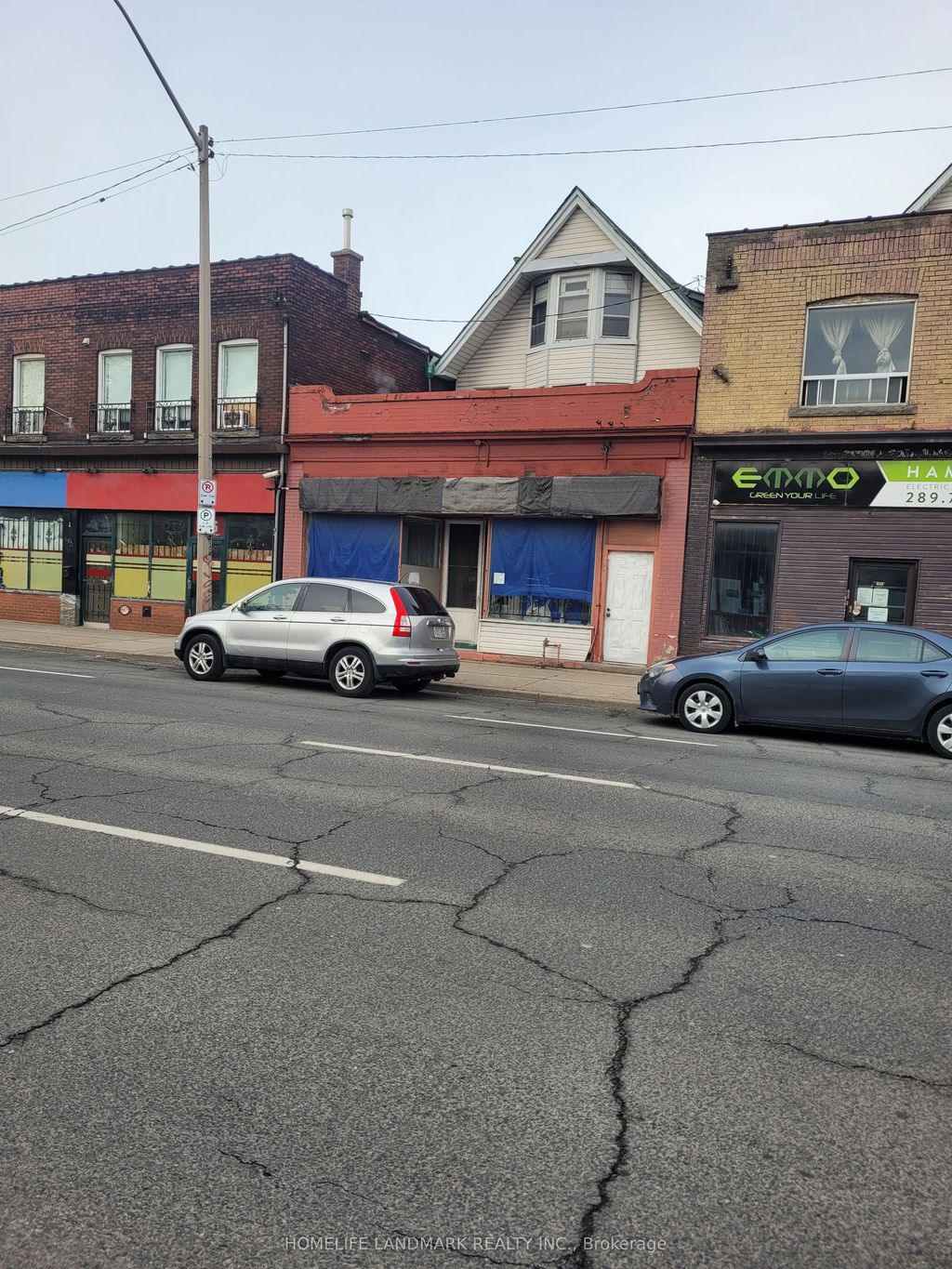 817 King Street E, Hamilton