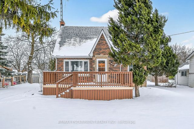 79 Main Street S, Haldimand