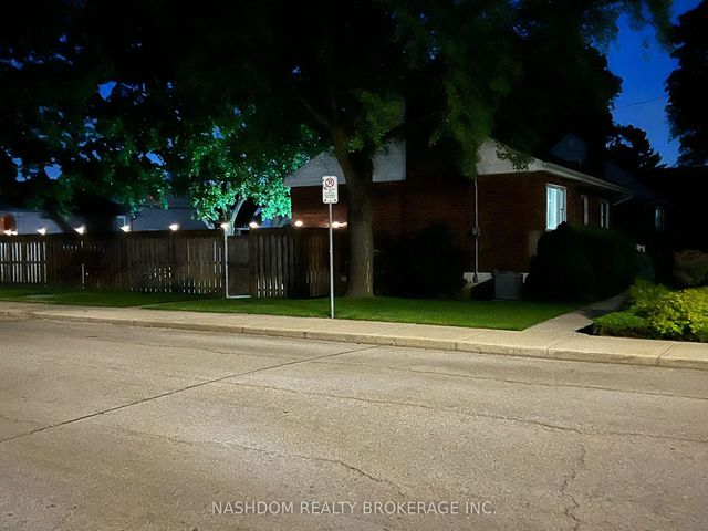 1 Bryant Court, Hamilton