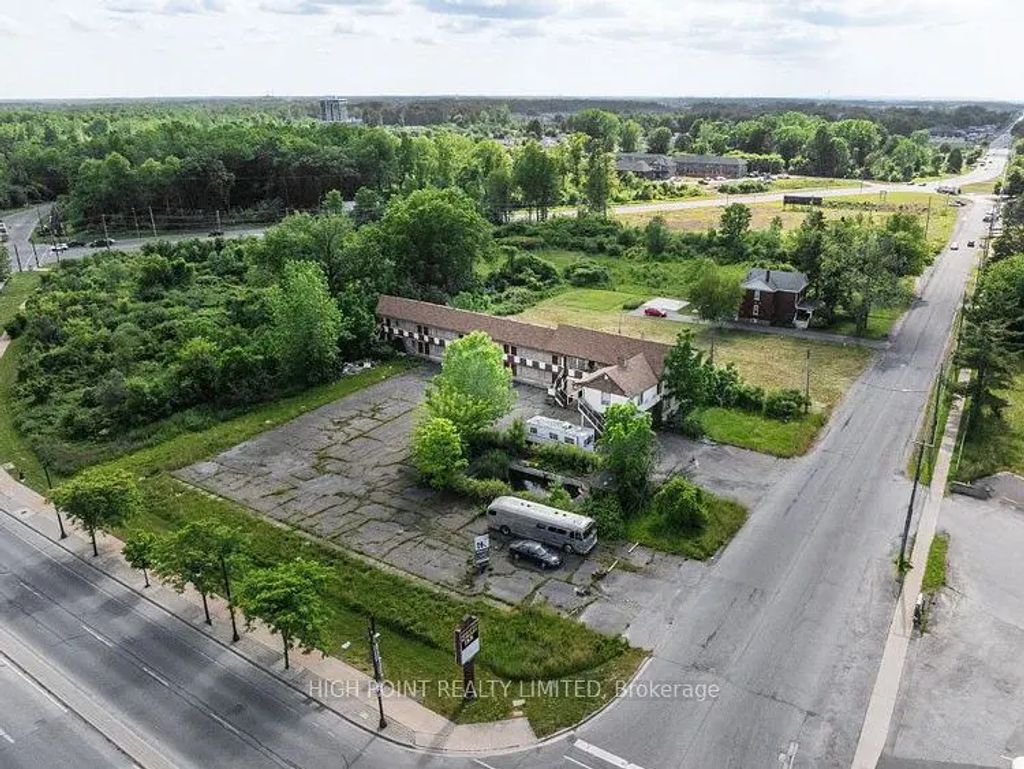 5544 Mcleod Road, Niagara Falls