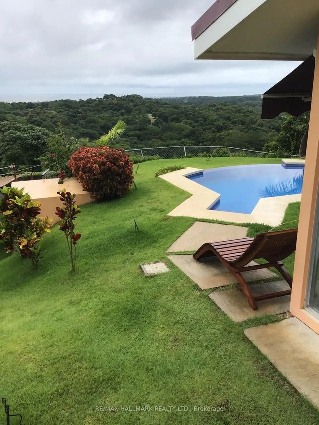 49 Par-a Court, Costa Rica