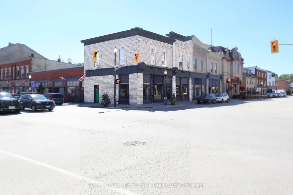 100 Queen Street E, St. Marys