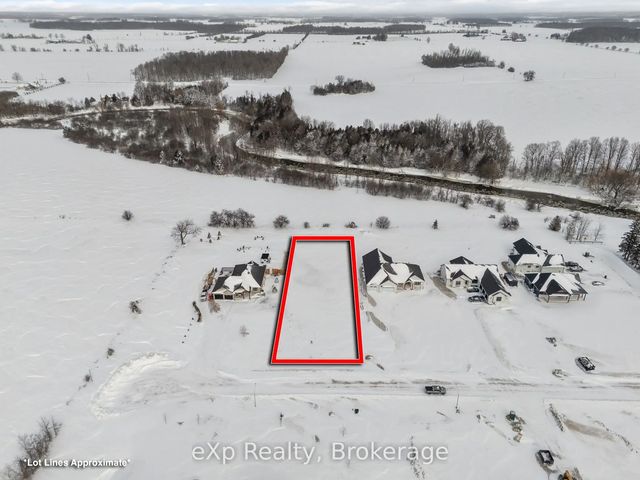 43712 Adelaide Street, Huron East