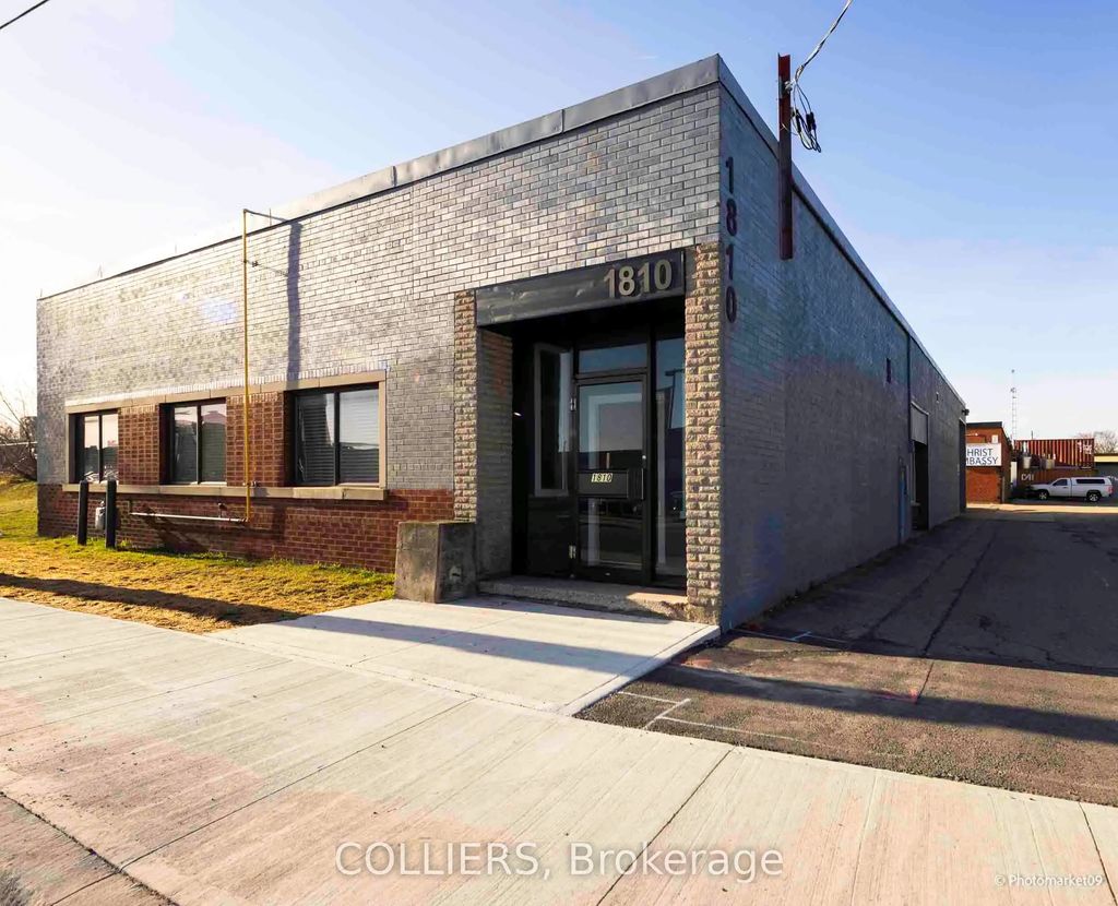 1810 Barton Street E, Hamilton
