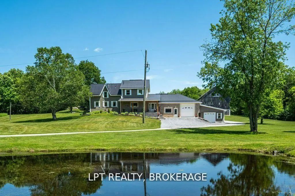 1758 Forty Foot Road, Frontenac