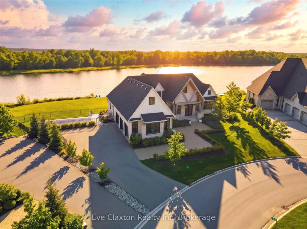 129 Heritage Lake Drive, Puslinch